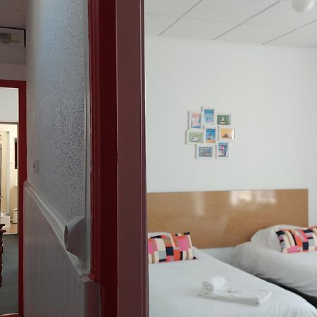Hotel De Normandie Saint-Aubin-Sur-Mer  Szoba fotó